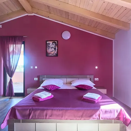 Amber Villa Rojnići