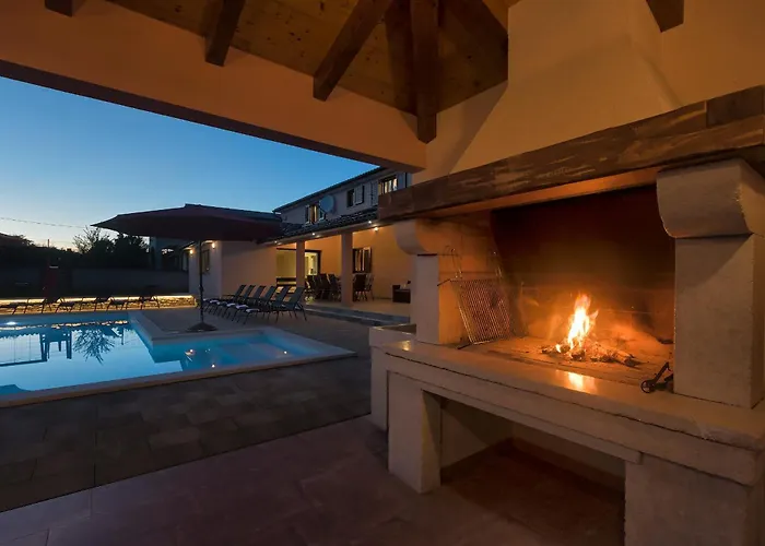 Amber Villa Rojnići