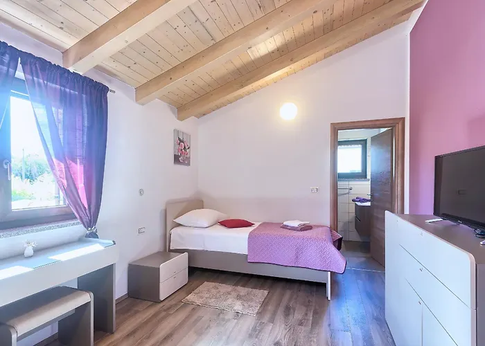 Amber Villa Rojnići